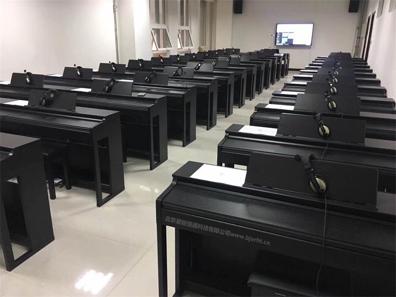 智慧老年音樂(lè)學(xué)習(xí)系統(tǒng)軟件電鋼琴教室——研發(fā)與應(yīng)用前景